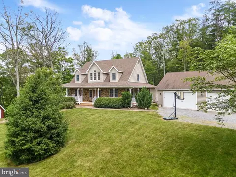 131 Good Earth Ln, Gore, VA 22637
