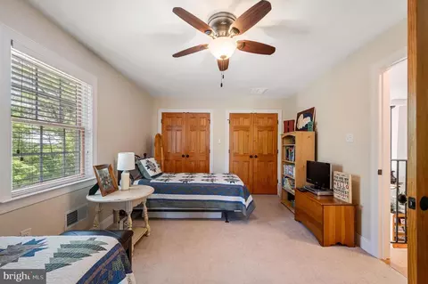 Bedroom - 131 Good Earth Ln, Gore, VA 22637 photo 4 of 5