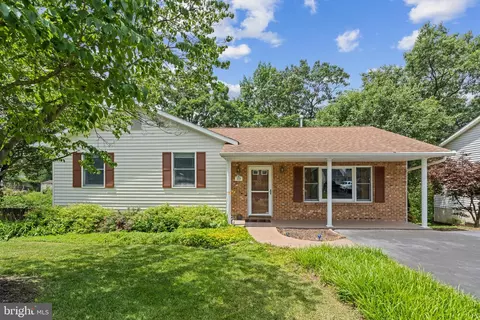 109 Keswick Ct, Winchester, VA 22602