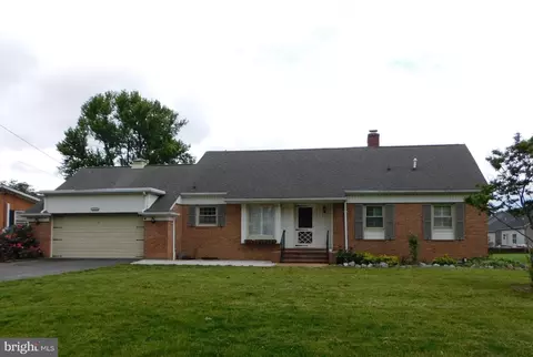 216 Apple Valley Rd, Winchester, VA 22602