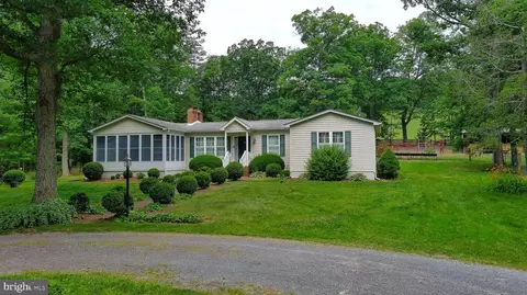 296 Gough Rd, Winchester, VA 22602