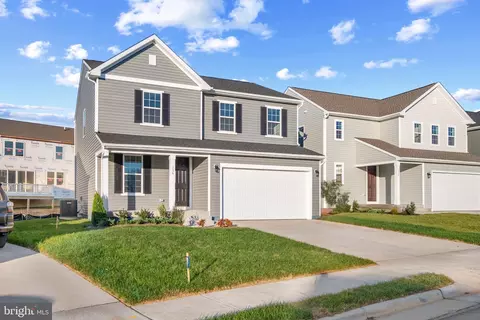 136 Seventh St, Middletown, VA 22645