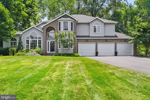 225 Cotton Ridge Rd, Winchester, VA 22603