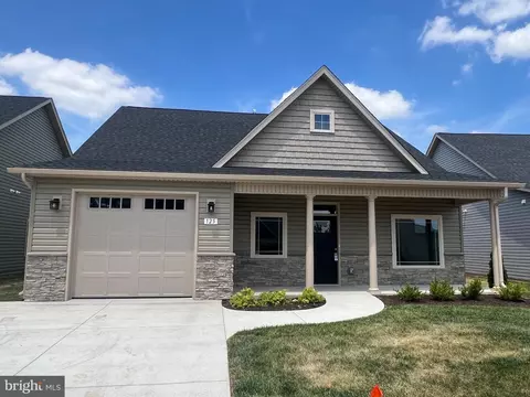 121 Doonbeg Ct, Winchester, VA 22602