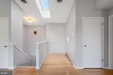 Entry Way - 319 Masters Dr, Cross Junction, VA 22625 photo 1 of 1