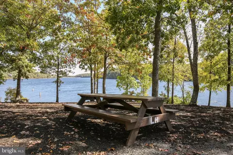 Other - 319 Masters Dr, Cross Junction, VA 22625 photo 16 of 17