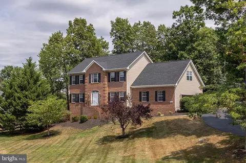 228 Mill Race Dr, Winchester, VA 22602