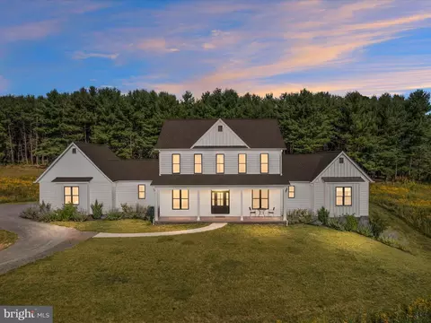 126 Carroll Rdg, Winchester, VA 22602
