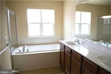 109 Gretchen Ct, Stephenson, VA 22656 photo 9