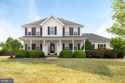 118 Wayfaring Dr, Winchester, VA 22602