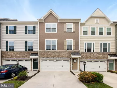129 Burkwood Ter, Lake Frederick, VA 22630