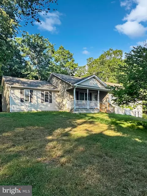 158 Peppermint Spring Ln, Winchester, VA 22603