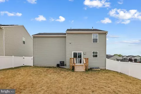 111 Woolen Mills Dr, Middletown, VA 22645 photo 14