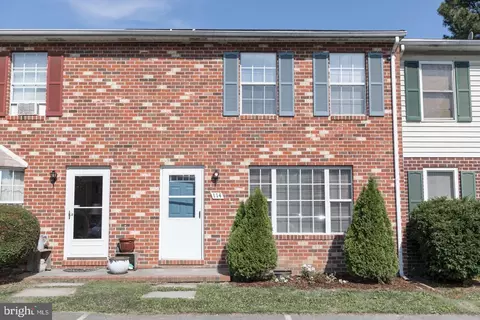 114 Brunswick Rd, Stephens City, VA 22655