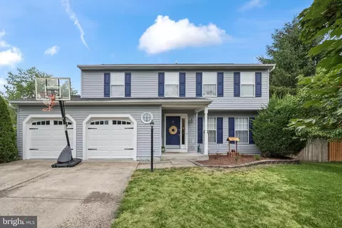 445 Westmoreland Dr, Stephens City, VA 22655