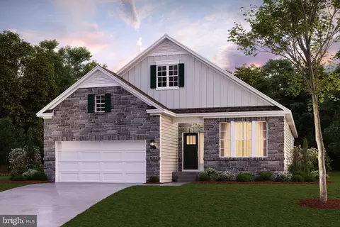 100 Grasmere St, Stephens City, VA 22655