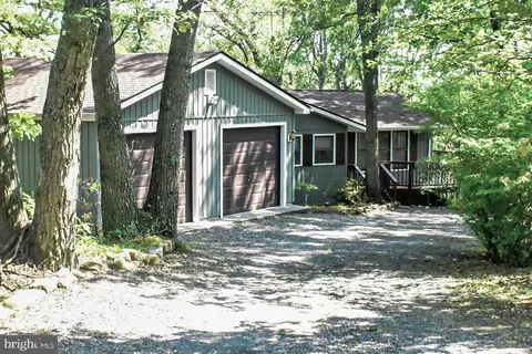 231 Graywolf Trl, Winchester, VA 22602