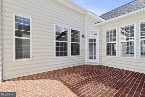 Exterior - 114 Buttercup Dr, White Post, VA 22663 photo 5 of 7