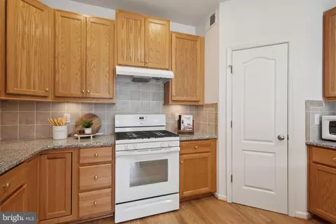 Kitchen - 114 Buttercup Dr, White Post, VA 22663 photo 2 of 3