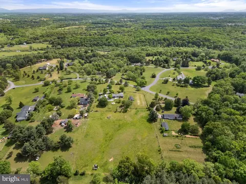 View/Area - 168 Featherstone Ct, Stephenson, VA 22656 photo 2 of 6