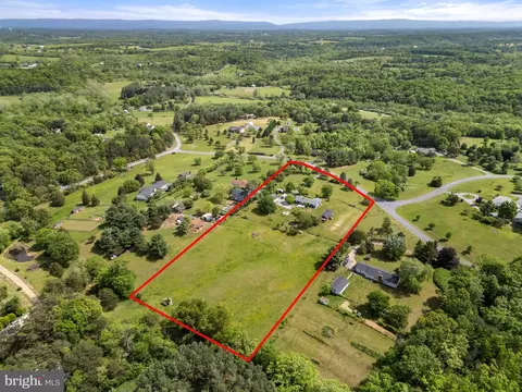 View/Area - 168 Featherstone Ct, Stephenson, VA 22656 photo 5 of 6
