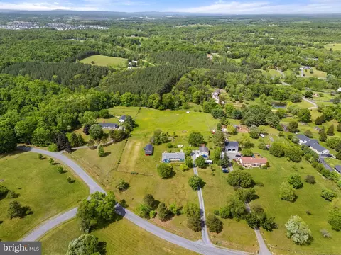 View/Area - 168 Featherstone Ct, Stephenson, VA 22656 photo 6 of 6
