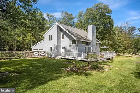 400 Winchester Dr, Winchester, VA 22602