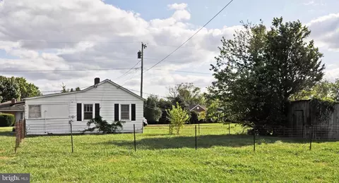 Exterior - 623 Old Charles Town Rd, Stephenson, VA 22656 photo 1 of 2