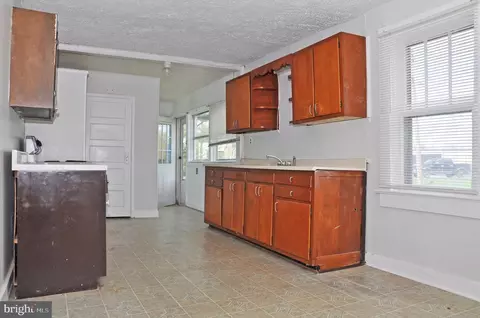 Entry Way - 623 Old Charles Town Rd, Stephenson, VA 22656 photo 2 of 2