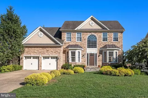 604 Masters Dr, Cross Junction, VA 22625