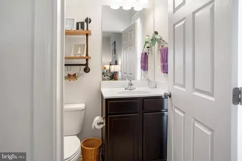 Entry Way - 231 Parkland Dr, Stephenson, VA 22656 photo 3 of 10
