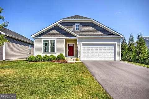 Exterior - 231 Parkland Dr, Stephenson, VA 22656 photo 4 of 9