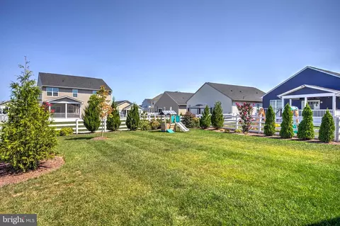 Exterior - 231 Parkland Dr, Stephenson, VA 22656 photo 8 of 9
