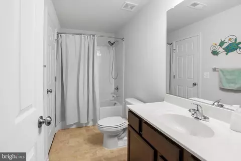 Entry Way - 231 Parkland Dr, Stephenson, VA 22656 photo 8 of 10