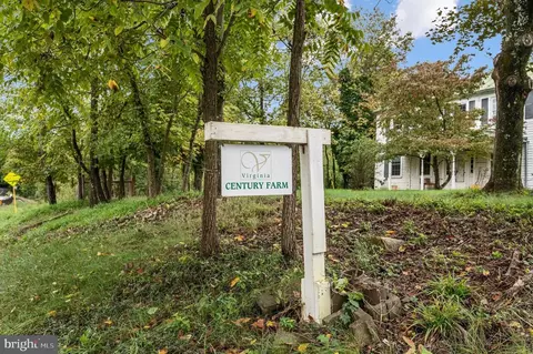874 Carpers Valley Rd, Winchester, VA 22602