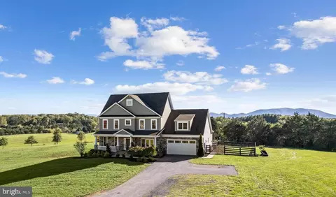 122 Quincey Mill Ct, Middletown, VA 22645