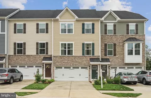 111 Burkwood Ter, Lake Frederick, VA 22630