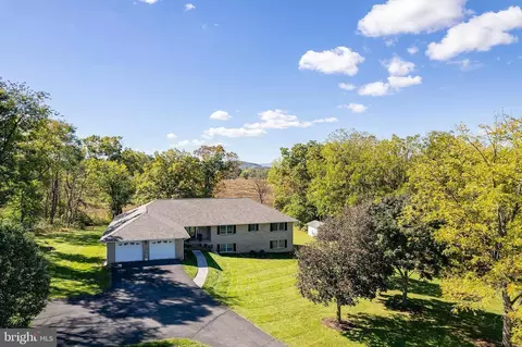 170 Whimsy Ln, Winchester, VA 22602