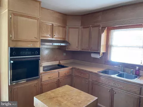 732 Fox Dr, Winchester, VA 22603 photo 6