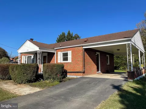 732 Fox Dr, Winchester, VA 22603 photo 2