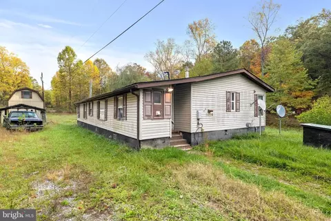 1436 Pack Horse Rd, Winchester, VA 22603