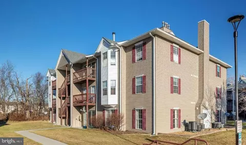 104 Timberlake Ter # -9, Stephens City, VA 22655