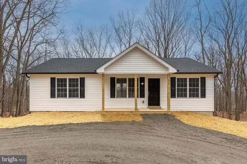 620 Cardinal Dr, Winchester, VA 22602