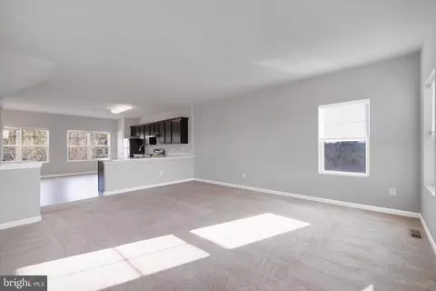 Living - 271 Patchwork Dr, Stephenson, VA 22656 photo 4 of 5