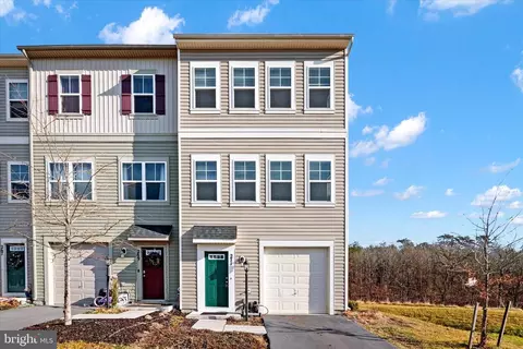 271 Patchwork Dr, Stephenson, VA 22656