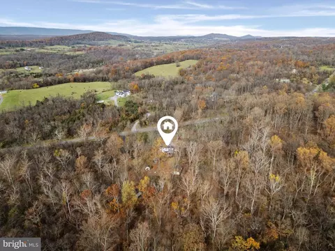 View/Area - 6953 Middle Rd, Middletown, VA 22645 photo 2 of 4