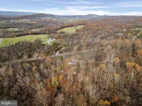 View/Area - 6953 Middle Rd, Middletown, VA 22645 photo 3 of 4