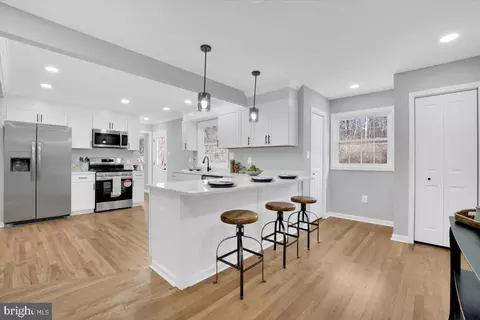 Kitchen - 7005 Middle Rd, Middletown, VA 22645 photo 1 of 4
