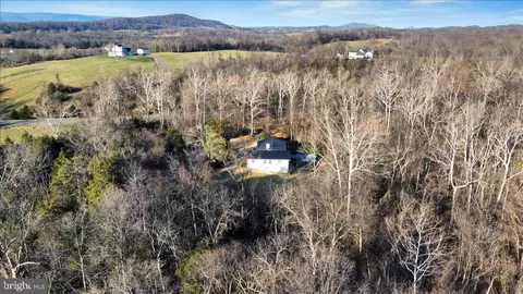 View/Area - 7005 Middle Rd, Middletown, VA 22645 photo 1 of 2