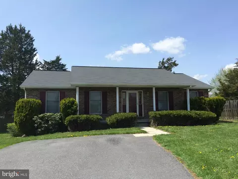 108 Meadowlark Ct, Winchester, VA 22602